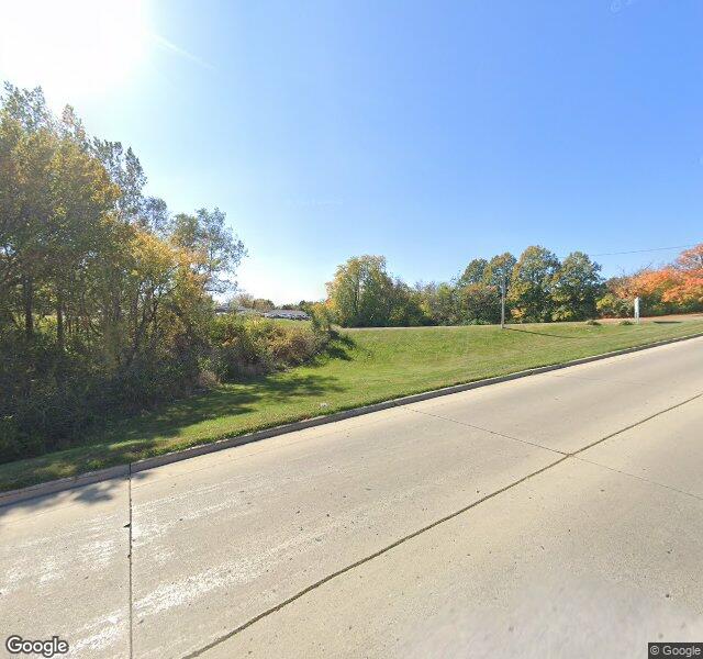 Accura Healthcare of Newton East, LLC Nursing Home in Newton, IA — Street View