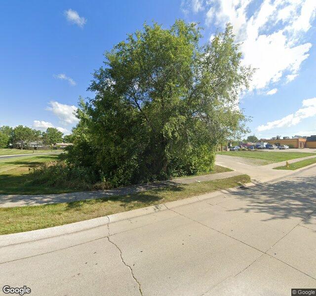 Chateau Rehabilitation and Healthcare Center Nursing Home in Fort Wayne, IN — Street View