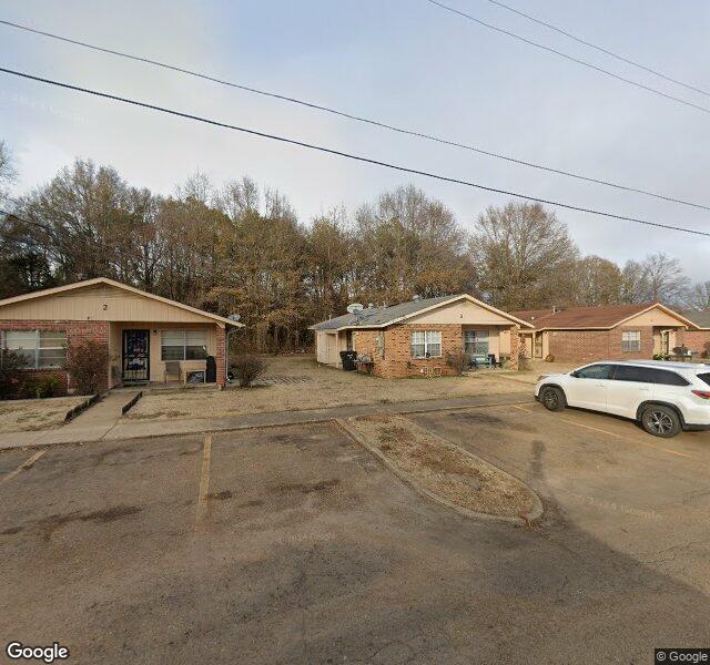 Crystal Rehabilitation and Healthcare Center Nursing Home in Greenwood, MS — Street View