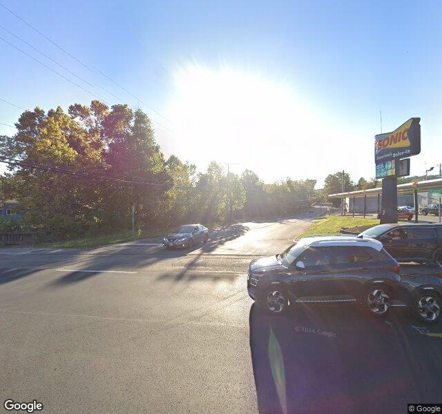 Creekview Health and Rehabilitation Nursing Home in Knoxville, TN — Street View