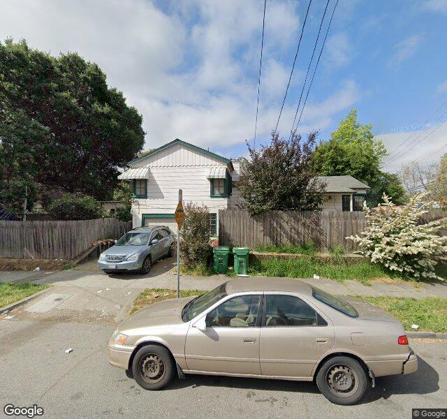 Excell Health Care Center Nursing Home in Oakland, CA — Street View