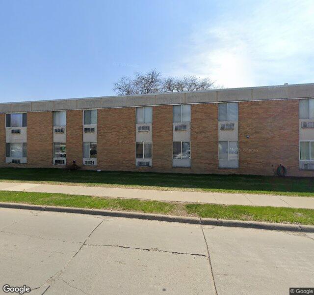 Mission Point Nursing & Physical Rehabilitation Ce Nursing Home in Clawson, MI — Street View