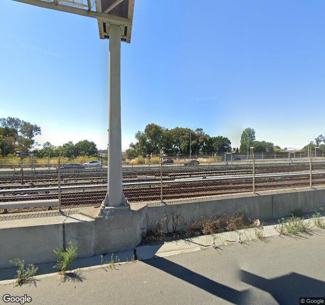 Medical Hill Healthcare Center Nursing Home in Oakland, CA — Street View