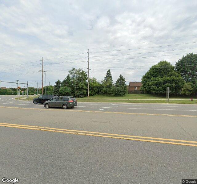 West Bloomfield Health and Rehabilitation Center Nursing Home in West Bloomfield, MI — Street View