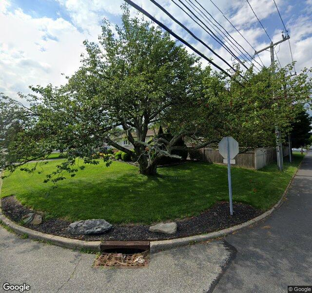 Affinity Skilled Living and Rehabilitation Center Nursing Home in Oakdale, NY — Street View